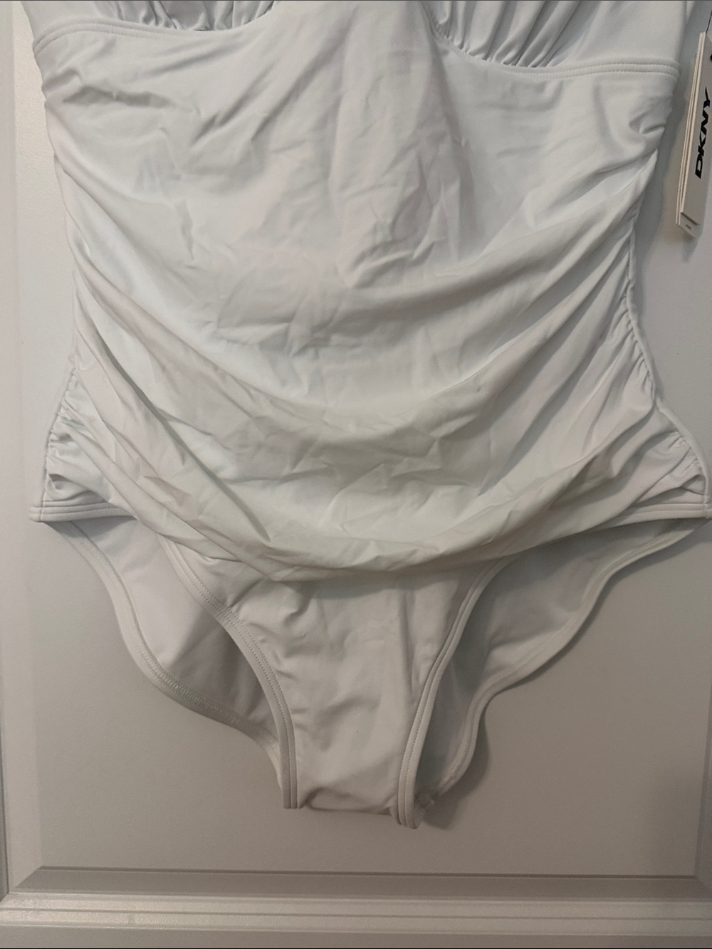 DKNY White Ruffle-Trim V-Neck One-Piece Swimsuit 2X XXL - Picture 3 of 9